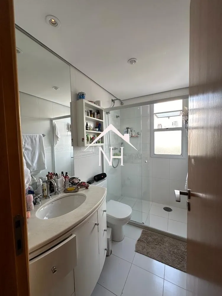Apartamento, 4 quartos, 261 m² - Foto 1