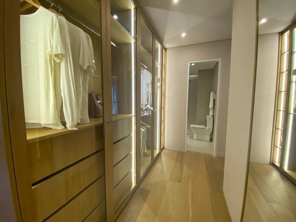 Apartamento, 3 quartos, 141 m² - Foto 1