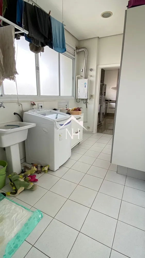 Apartamento, 3 quartos, 350 m² - Foto 1