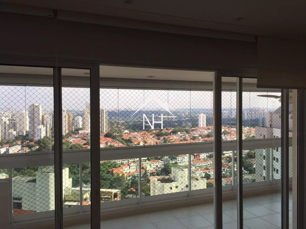 Apartamento à venda com 3 quartos, 195m² - Foto 7