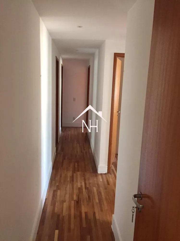 Apartamento à venda com 3 quartos, 195m² - Foto 8