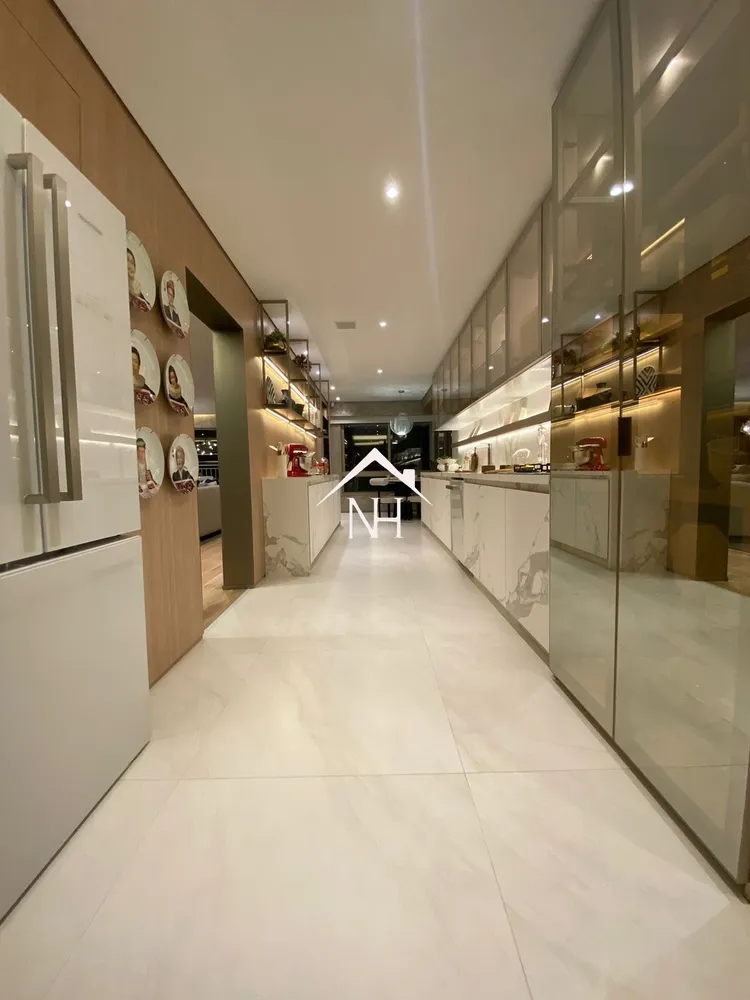 Apartamento, 4 quartos, 252 m² - Foto 6