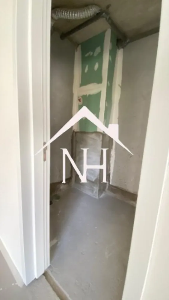 Apartamento, 3 quartos, 240 m² - Foto 1