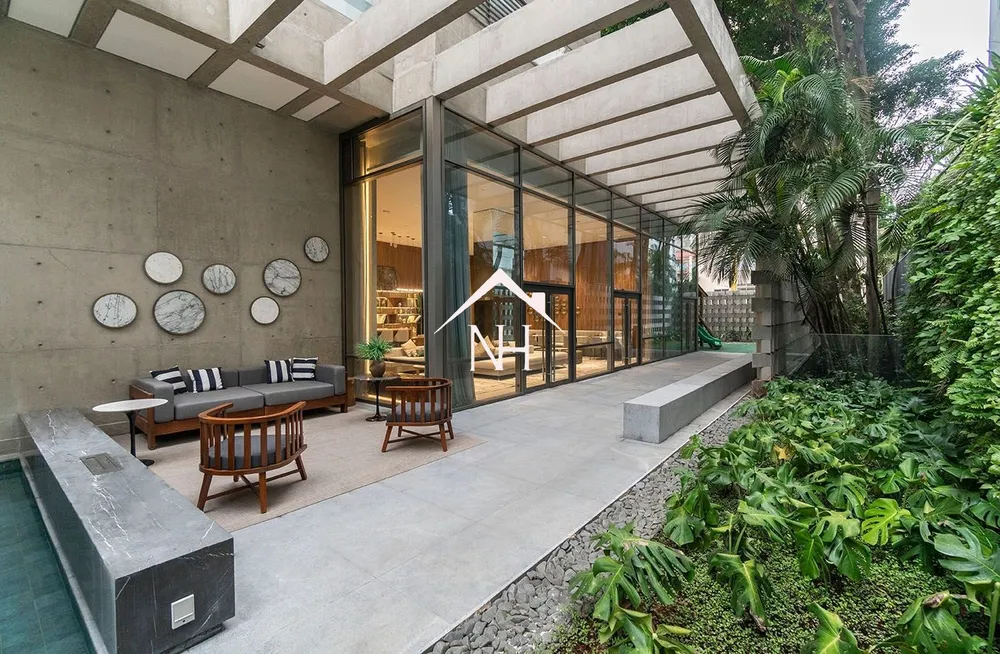 Apartamento, 3 quartos, 585 m² - Foto 1