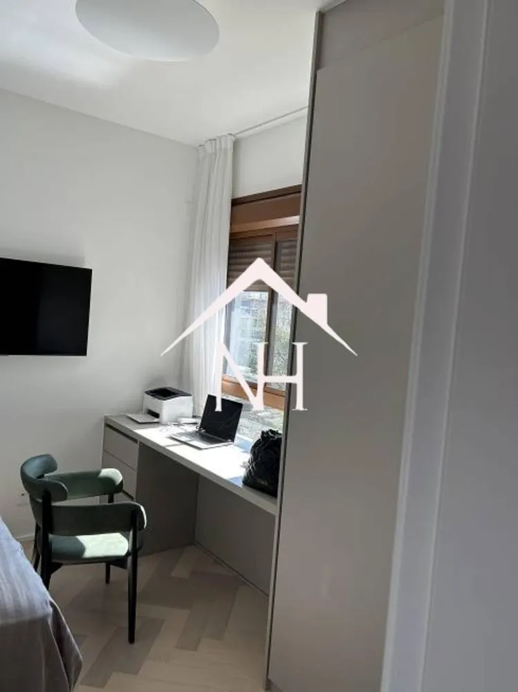 Apartamento, 3 quartos, 136 m² - Foto 2