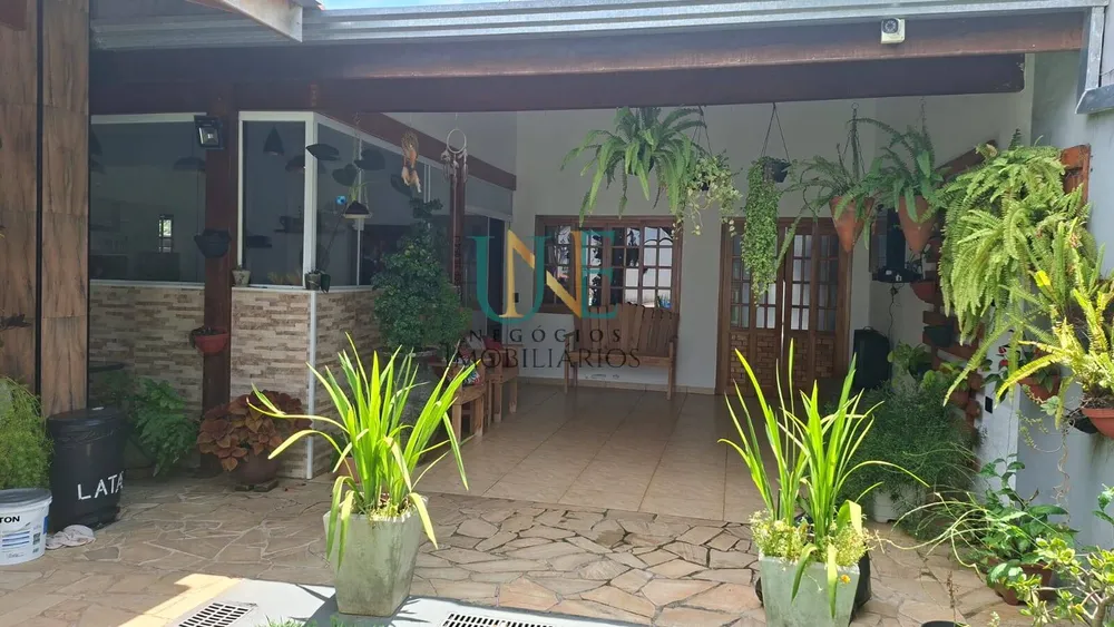 Chácara, 3 quartos, 500 m² - Foto 1