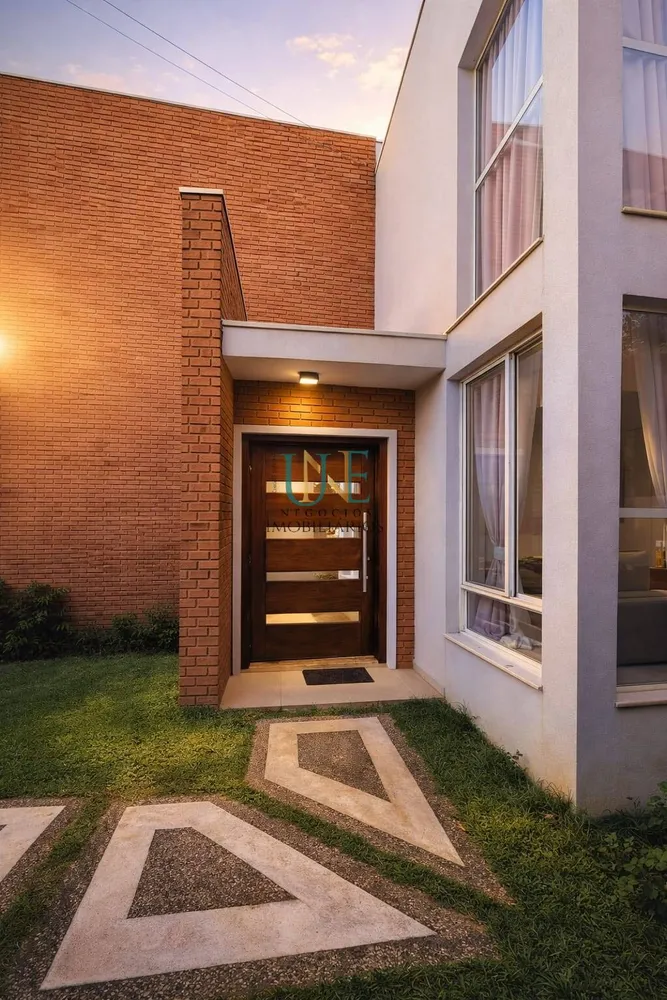 Casa, 4 quartos, 207 m² - Foto 3