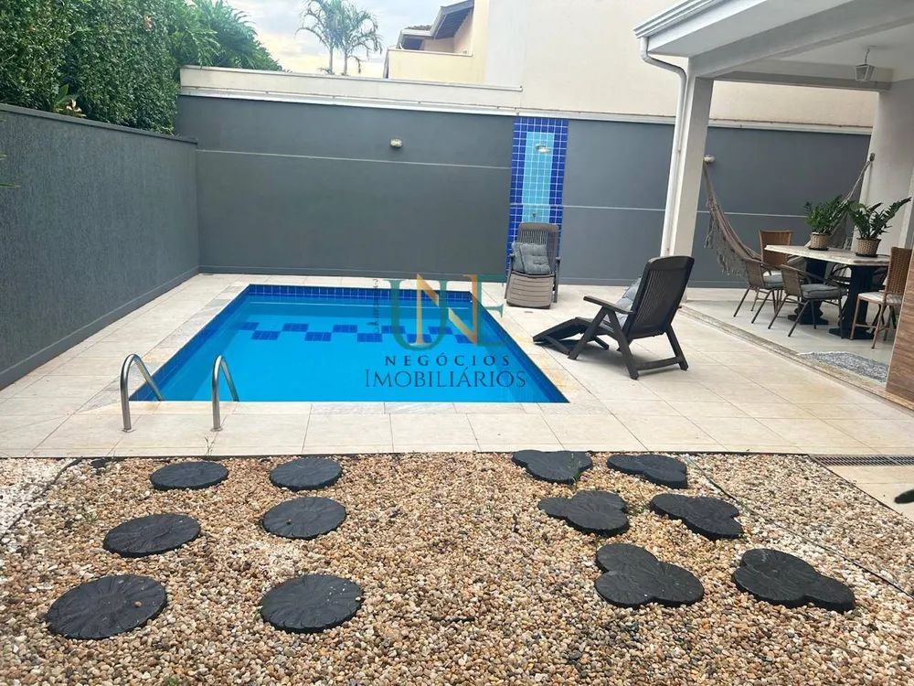 Casa, 3 quartos, 207 m² - Foto 1