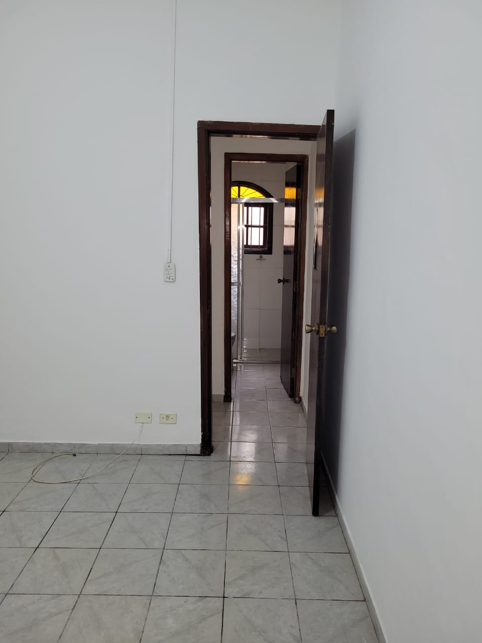 Casa de Condomínio à venda com 2 quartos, 39m² - Foto 2