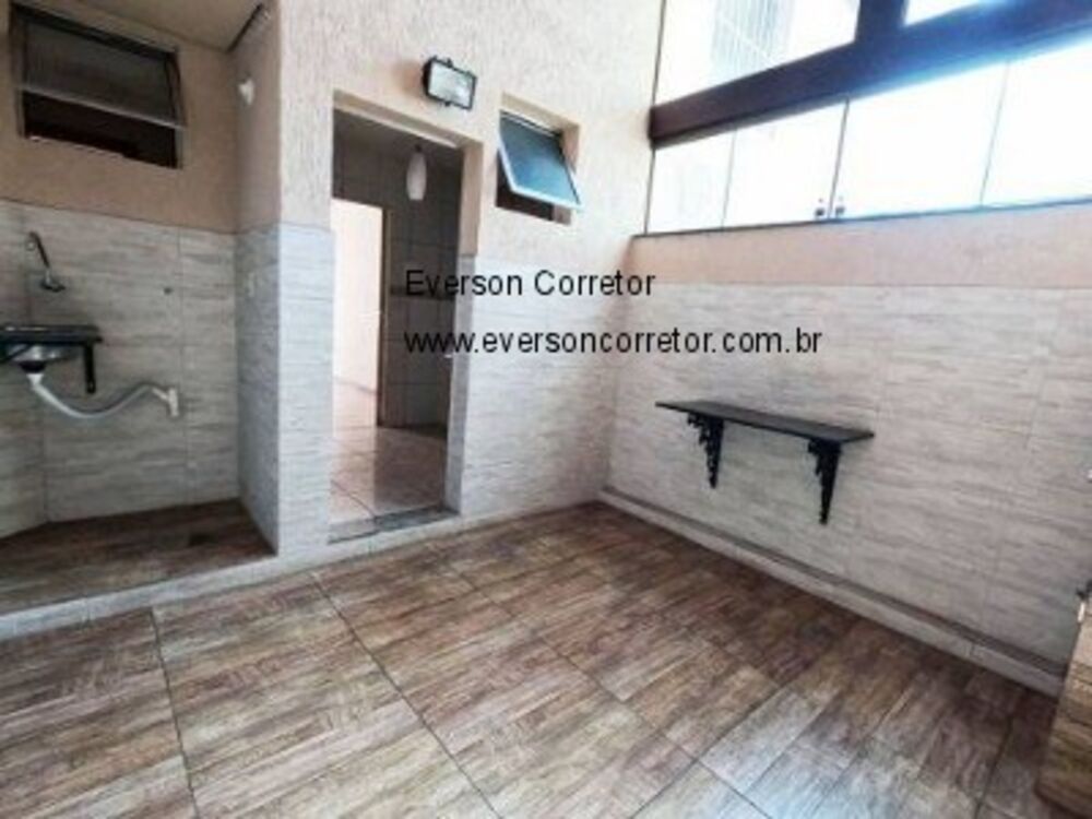Casa à venda com 2 quartos, 26m² - Foto 3
