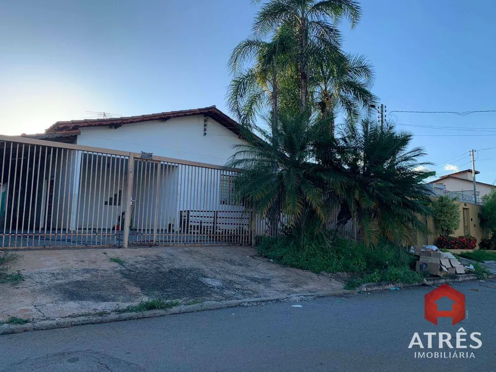 Casa, 4 quartos, 203 m² - Foto 1