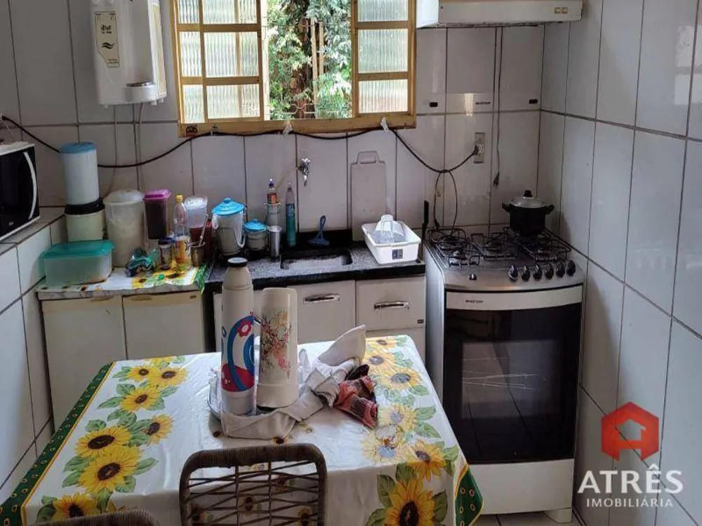 Casa, 3 quartos, 168 m² - Foto 2