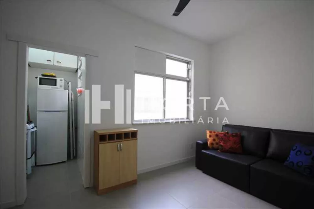 Apartamento à venda com 1 quarto, 40m² - Foto 1