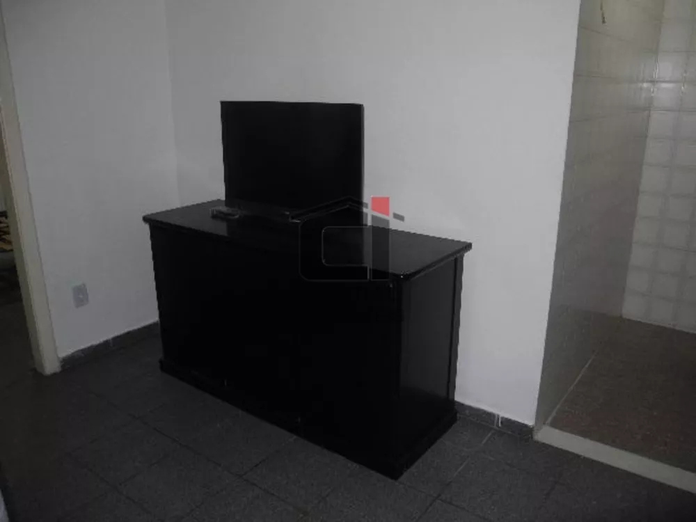 Apartamento à venda com 1 quarto, 37m² - Foto 4