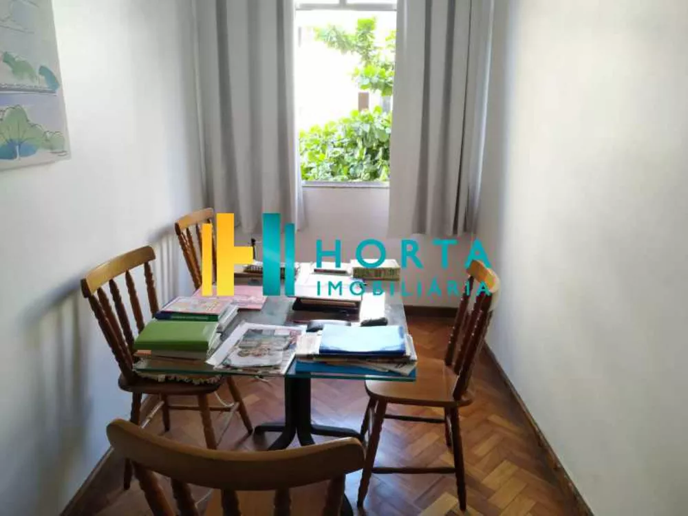 Apartamento à venda com 2 quartos, 65m² - Foto 4