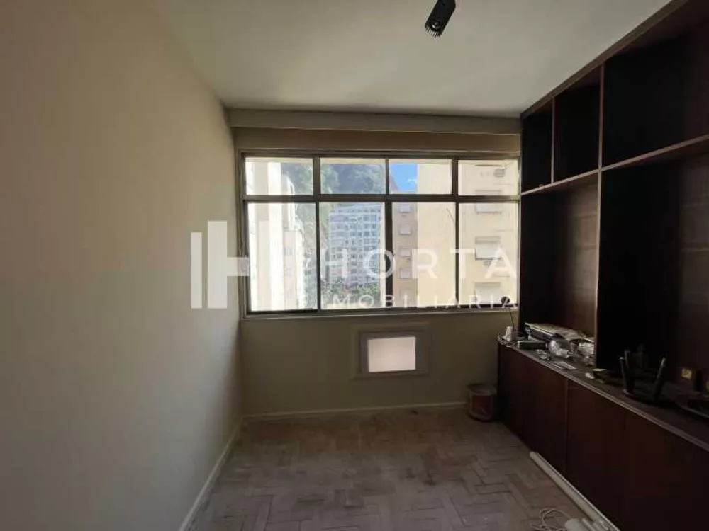 Apartamento à venda com 3 quartos, 133m² - Foto 3