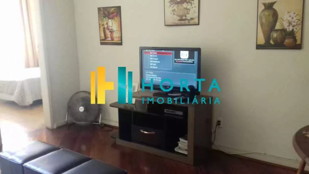 Apartamento à venda com 2 quartos, 67m² - Foto 4