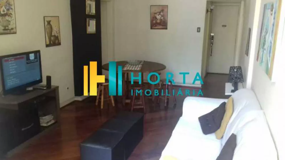 Apartamento à venda com 2 quartos, 67m² - Foto 2