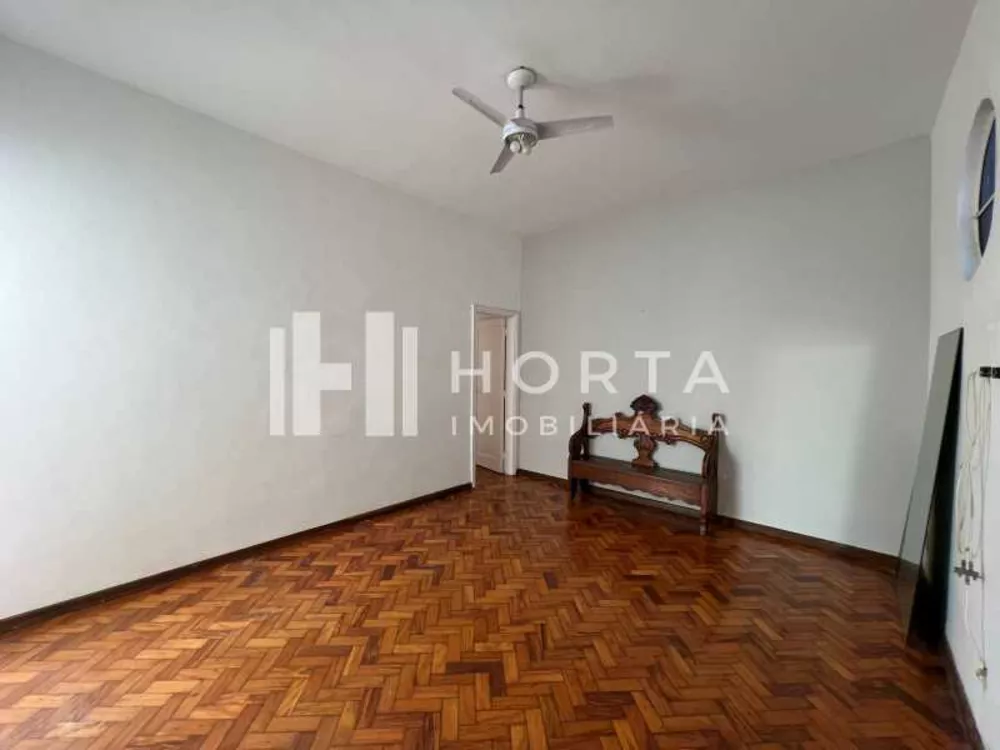 Apartamento à venda com 2 quartos, 75m² - Foto 4