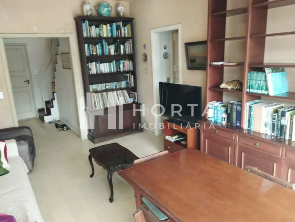 Apartamento à venda com 4 quartos, 168m² - Foto 4