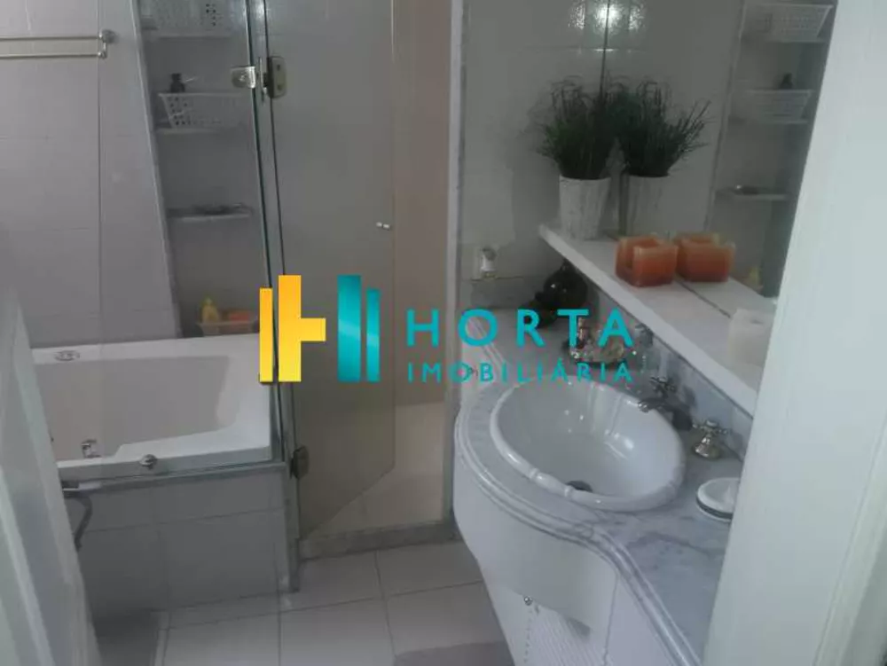 Apartamento, 3 quartos, 220 m² - Foto 1
