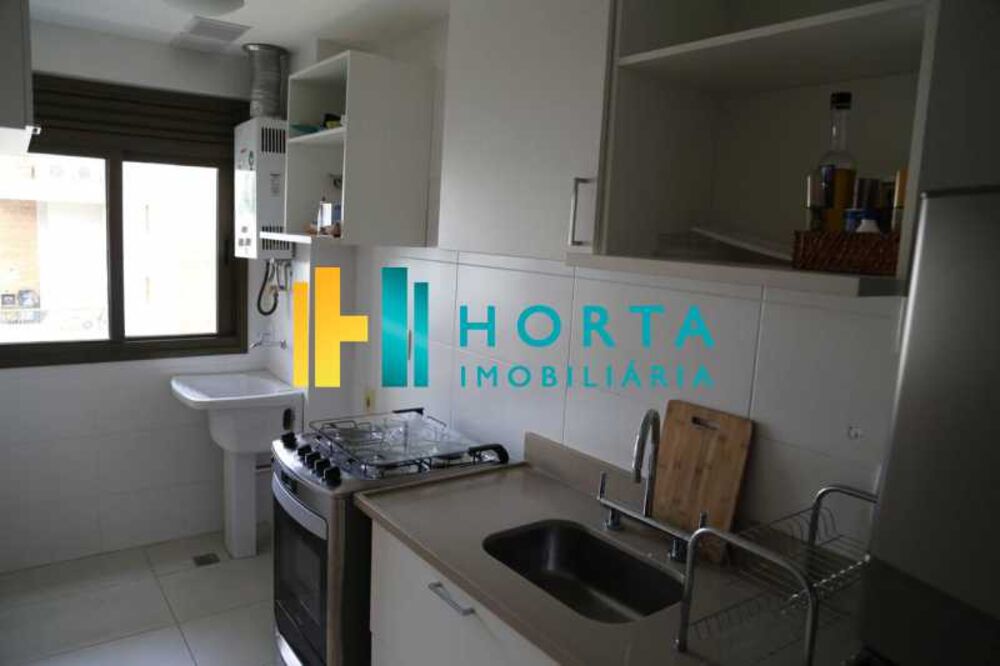Apartamento à venda com 2 quartos, 83m² - Foto 9