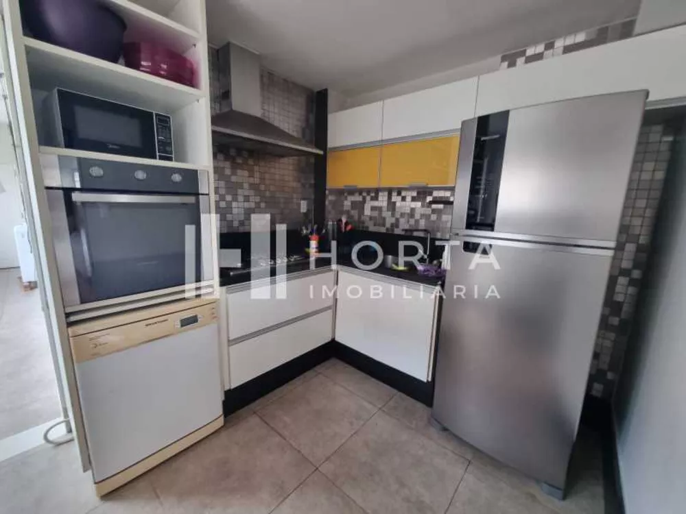 Cobertura, 3 quartos, 210 m² - Foto 10