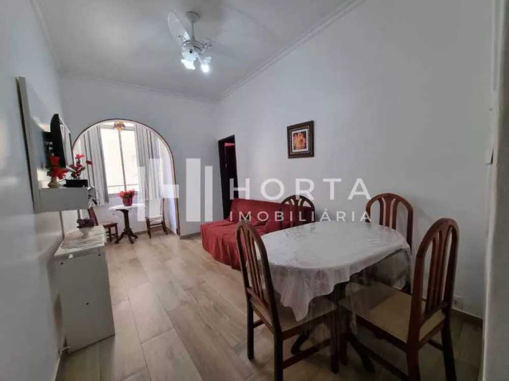 Apartamento à venda com 2 quartos, 70m² - Foto 2