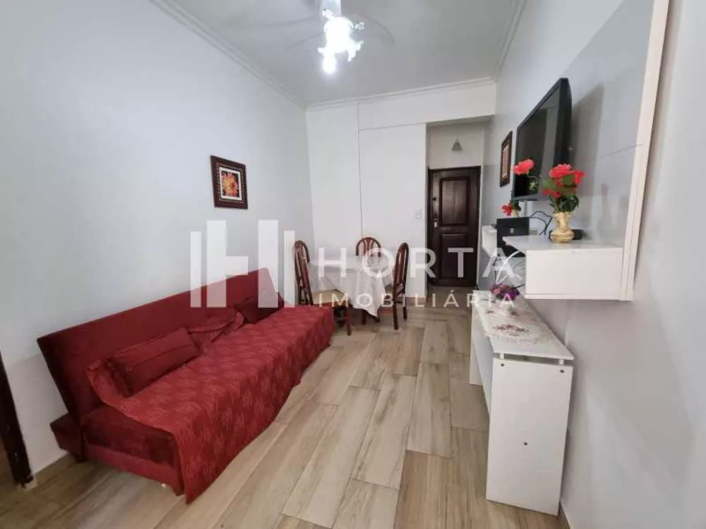 Apartamento à venda com 2 quartos, 70m² - Foto 1