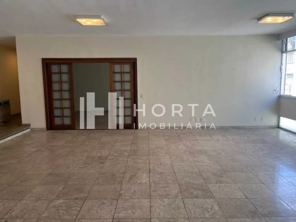 Apartamento à venda com 3 quartos, 280m² - Foto 2