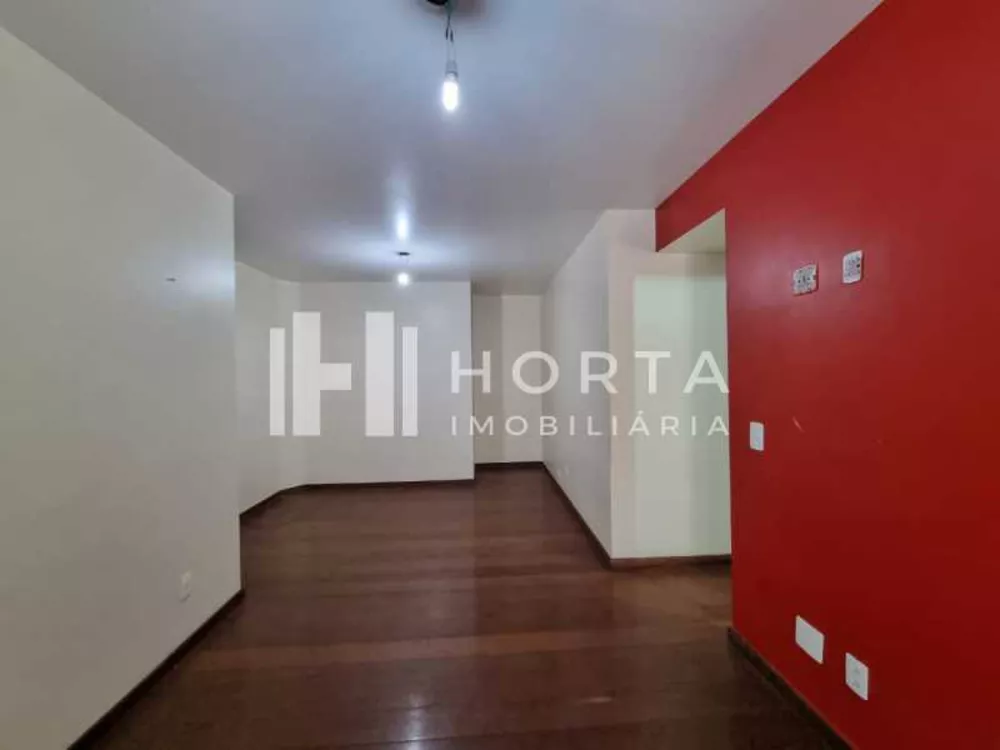 Apartamento à venda com 2 quartos, 90m² - Foto 2