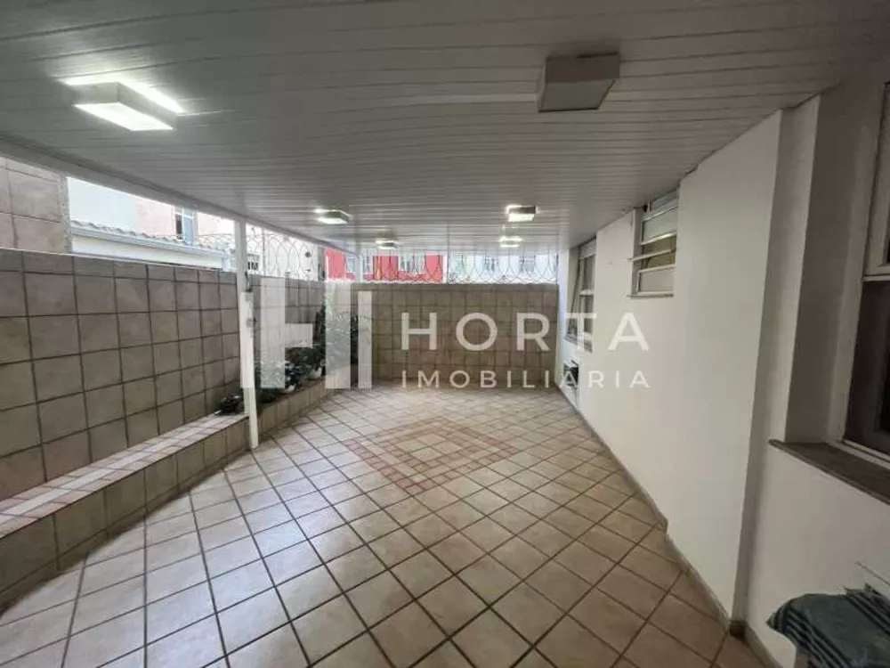 Apartamento à venda com 3 quartos, 120m² - Foto 2