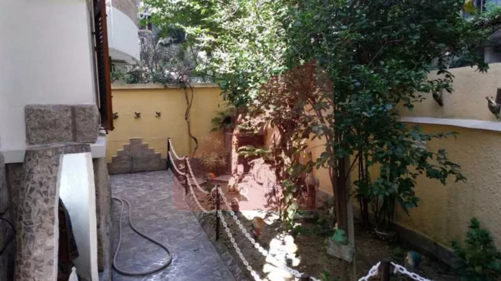Casa, 6 quartos, 250 m² - Foto 12