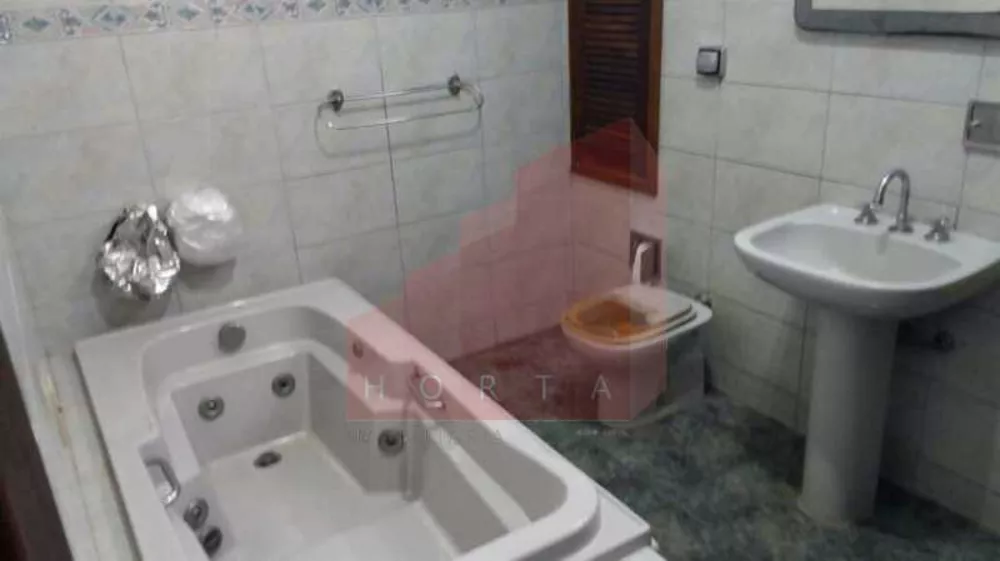 Casa, 6 quartos, 250 m² - Foto 18