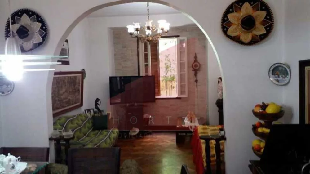 Casa, 6 quartos, 250 m² - Foto 2