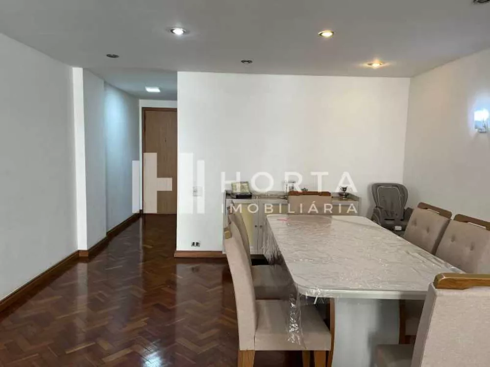 Apartamento à venda com 3 quartos, 140m² - Foto 3