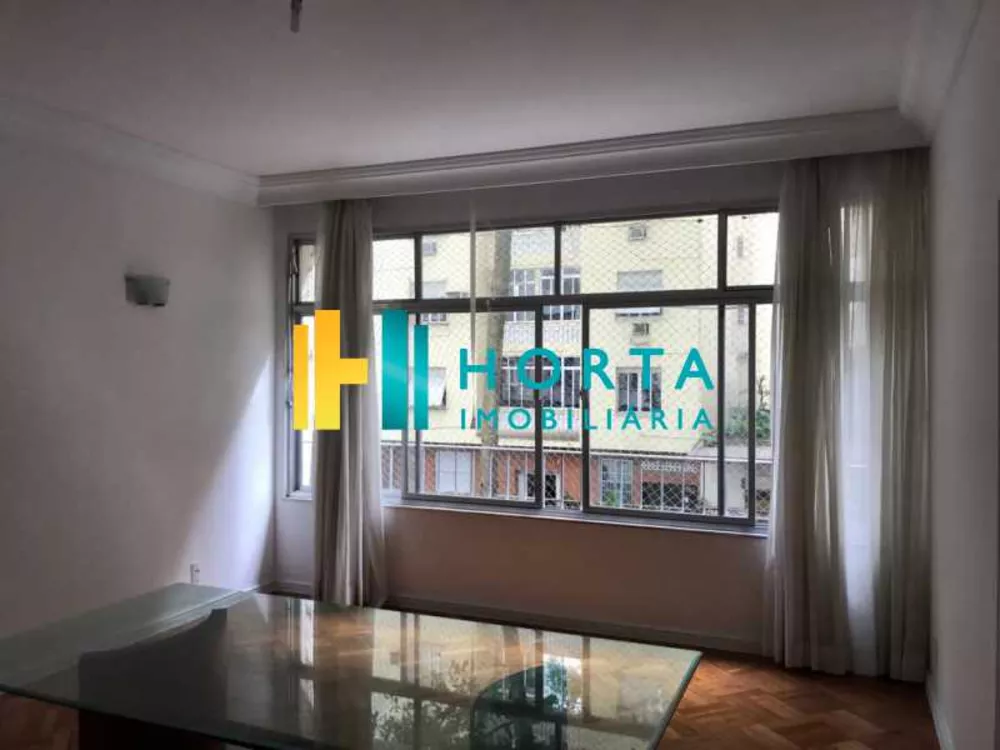 Apartamento à venda com 3 quartos, 230m² - Foto 2