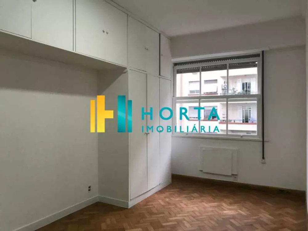 Apartamento à venda com 3 quartos, 140m² - Foto 3