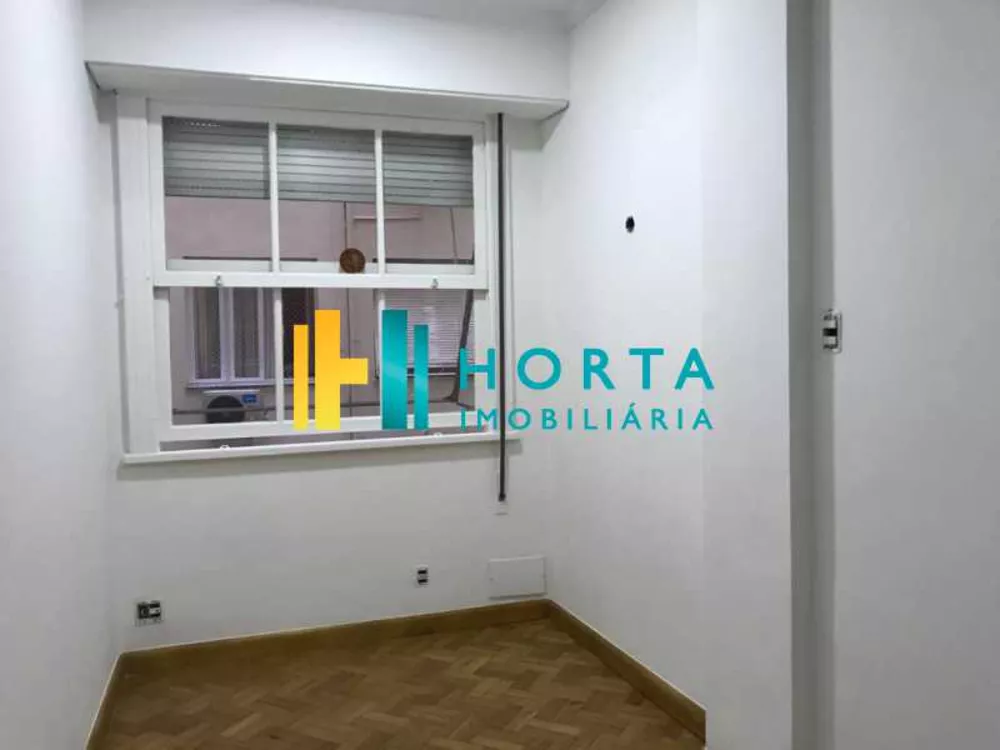 Apartamento à venda com 3 quartos, 140m² - Foto 2