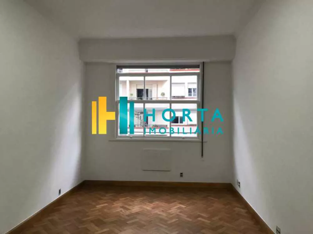 Apartamento à venda com 3 quartos, 140m² - Foto 1