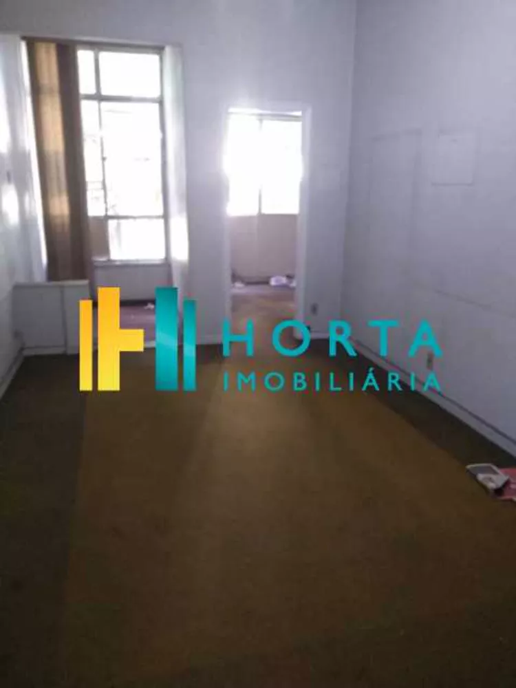 Apartamento à venda com 2 quartos, 75m² - Foto 1