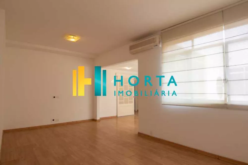 Apartamento à venda com 3 quartos, 136m² - Foto 1