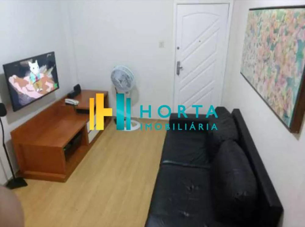 Apartamento à venda com 2 quartos, 72m² - Foto 2