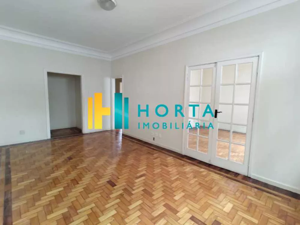 Apartamento à venda com 3 quartos, 135m² - Foto 1