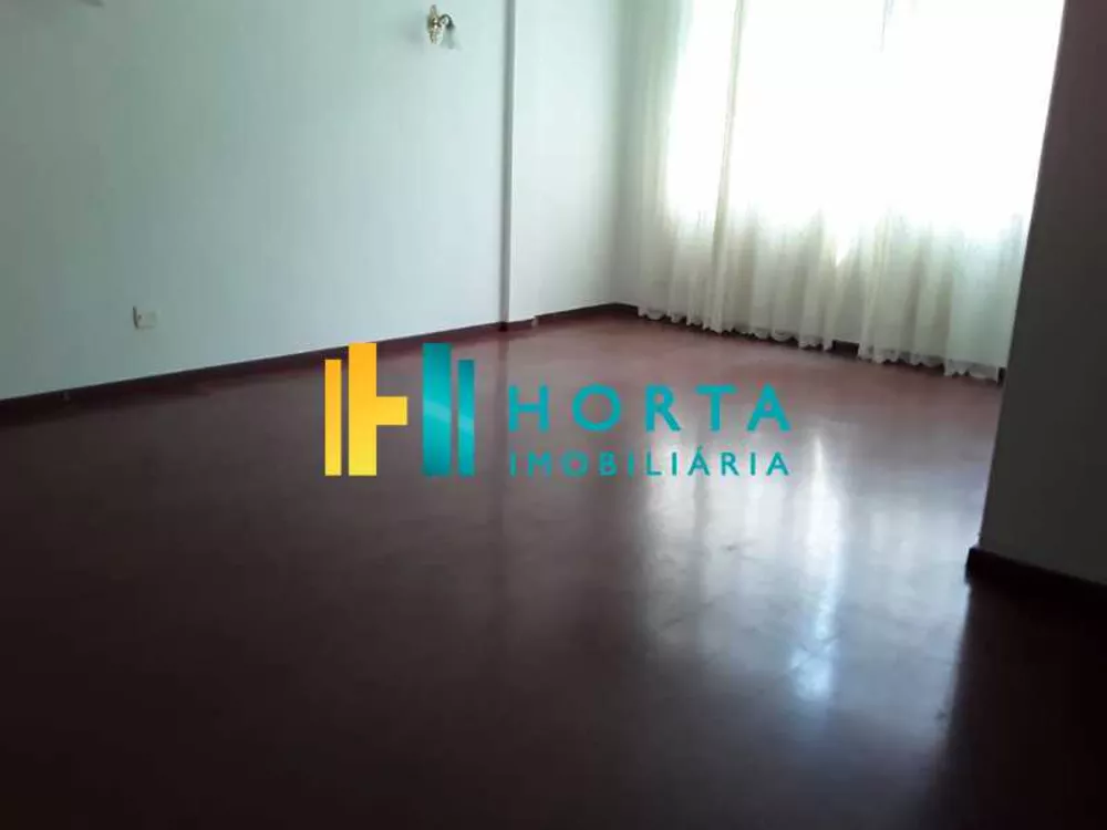 Apartamento à venda com 4 quartos, 170m² - Foto 2