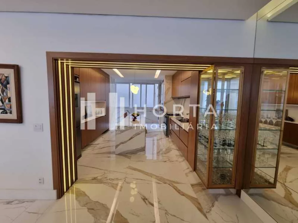 Apartamento, 4 quartos, 210 m² - Foto 21