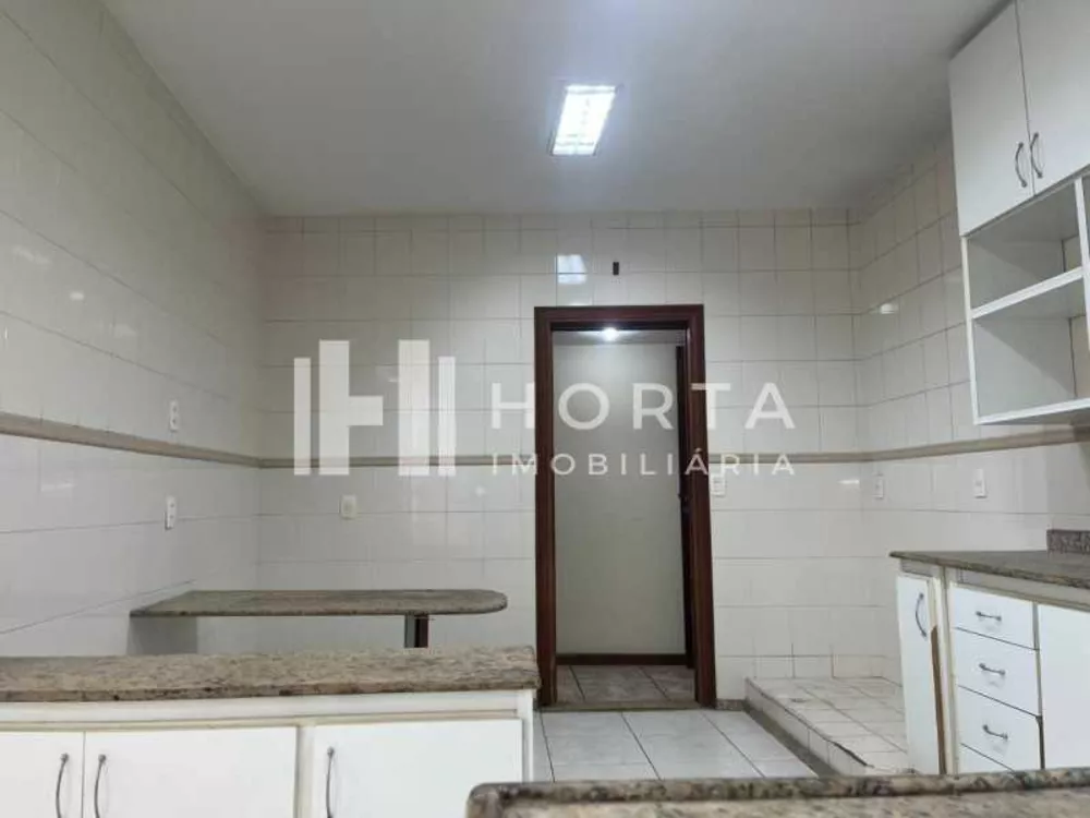 Apartamento, 3 quartos, 280 m² - Foto 1