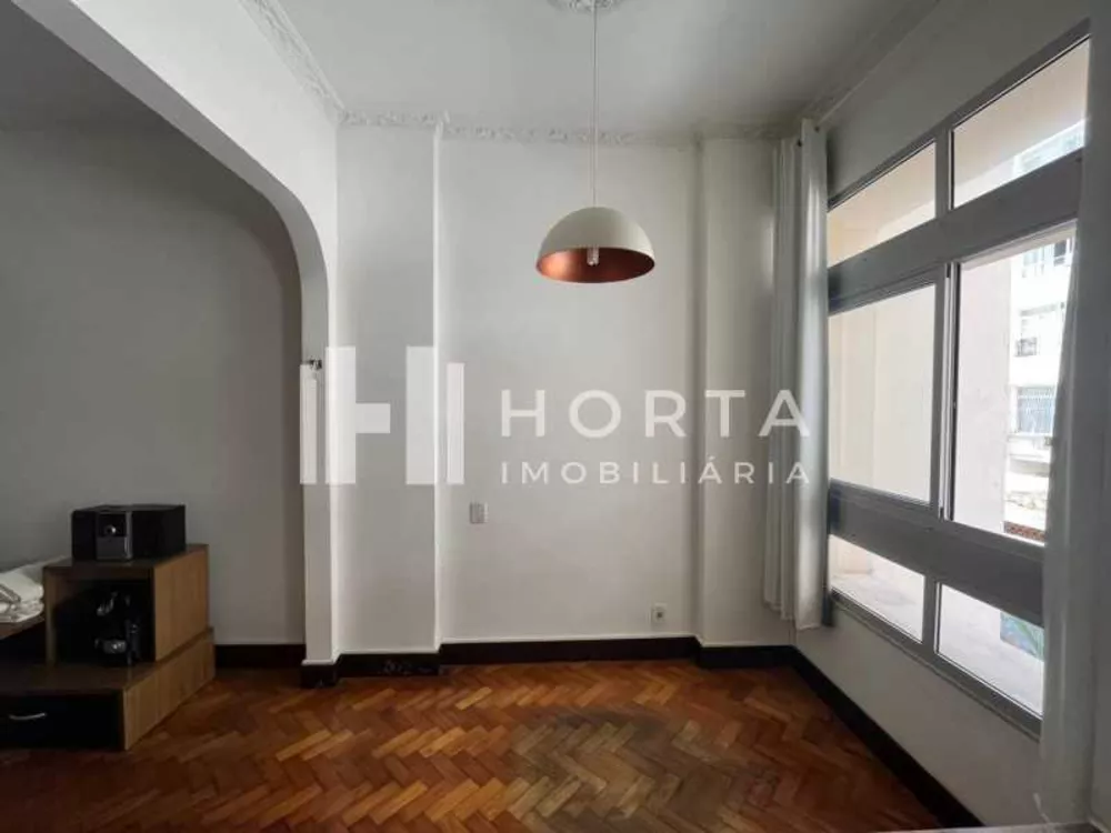 Apartamento à venda com 3 quartos, 120m² - Foto 2