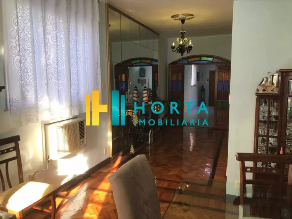 Apartamento à venda com 3 quartos, 141m² - Foto 4