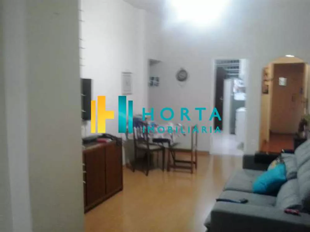 Apartamento à venda com 2 quartos, 84m² - Foto 2